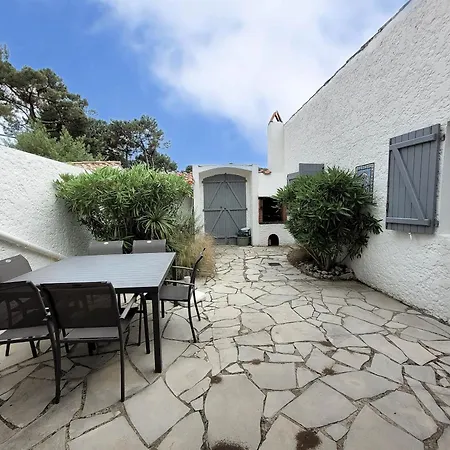Charmante 3 Avec Patio Prive Et Cuisine Equipee A La Palmyre, Proche Plage Et Port - Fr-1-705-87