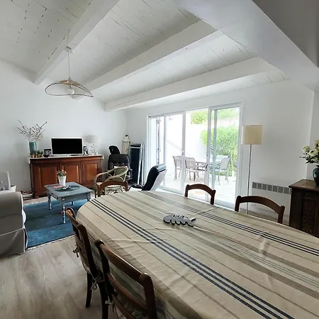 Charmante 3 Avec Patio Prive Et Cuisine Equipee A La Palmyre, Proche Plage Et Port - Fr-1-705-87