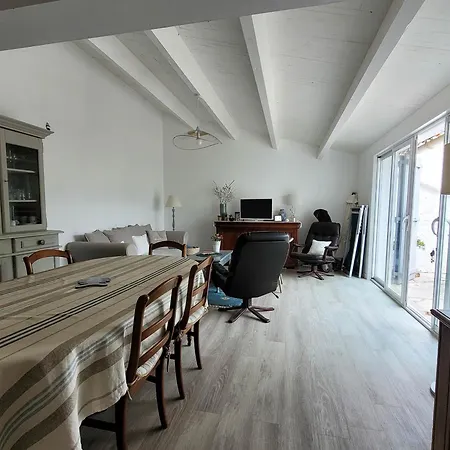 Charmante 3 Avec Patio Prive Et Cuisine Equipee A La Palmyre, Proche Plage Et Port - Fr-1-705-87 Villa Les Mathes